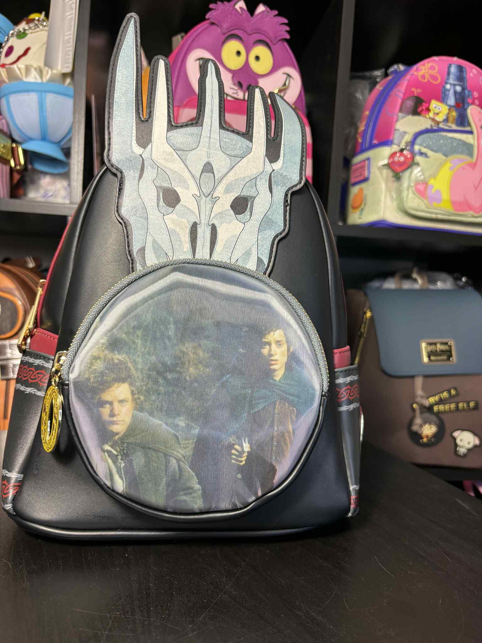 Loungefly The Lord of the Rings Exclusive Sauron Lenticular Mini Backpack Usa Import