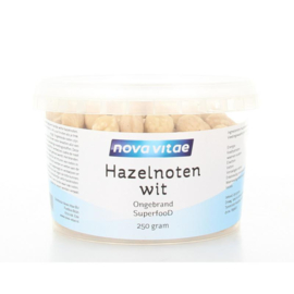 Hazelnoten wit