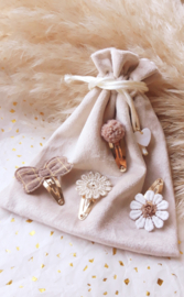 mini hairclips Lore