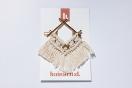 slide gold macrame