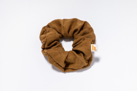 scrunchie peachskin camel