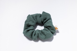 scrunchie broderie old green