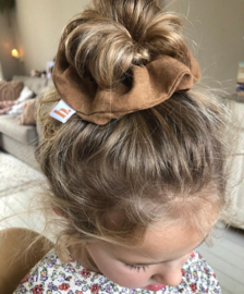 scrunchie peachskin camel