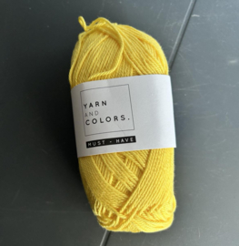 Yarn and Colors must have 013 geel 1 bol