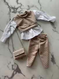 Baby meisjes 3 delige set bestaande uit een shirt, broek en een tasje  "Camel"