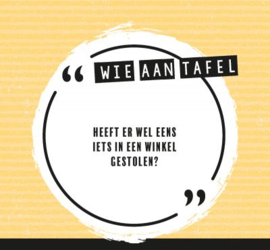 Wie aan tafel? Borreltijd!