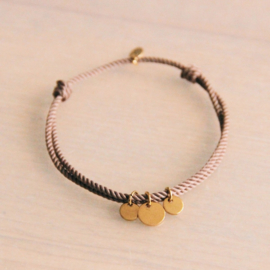 Armband met gedraaid koord met 3 ronde bedels - mauve / goud