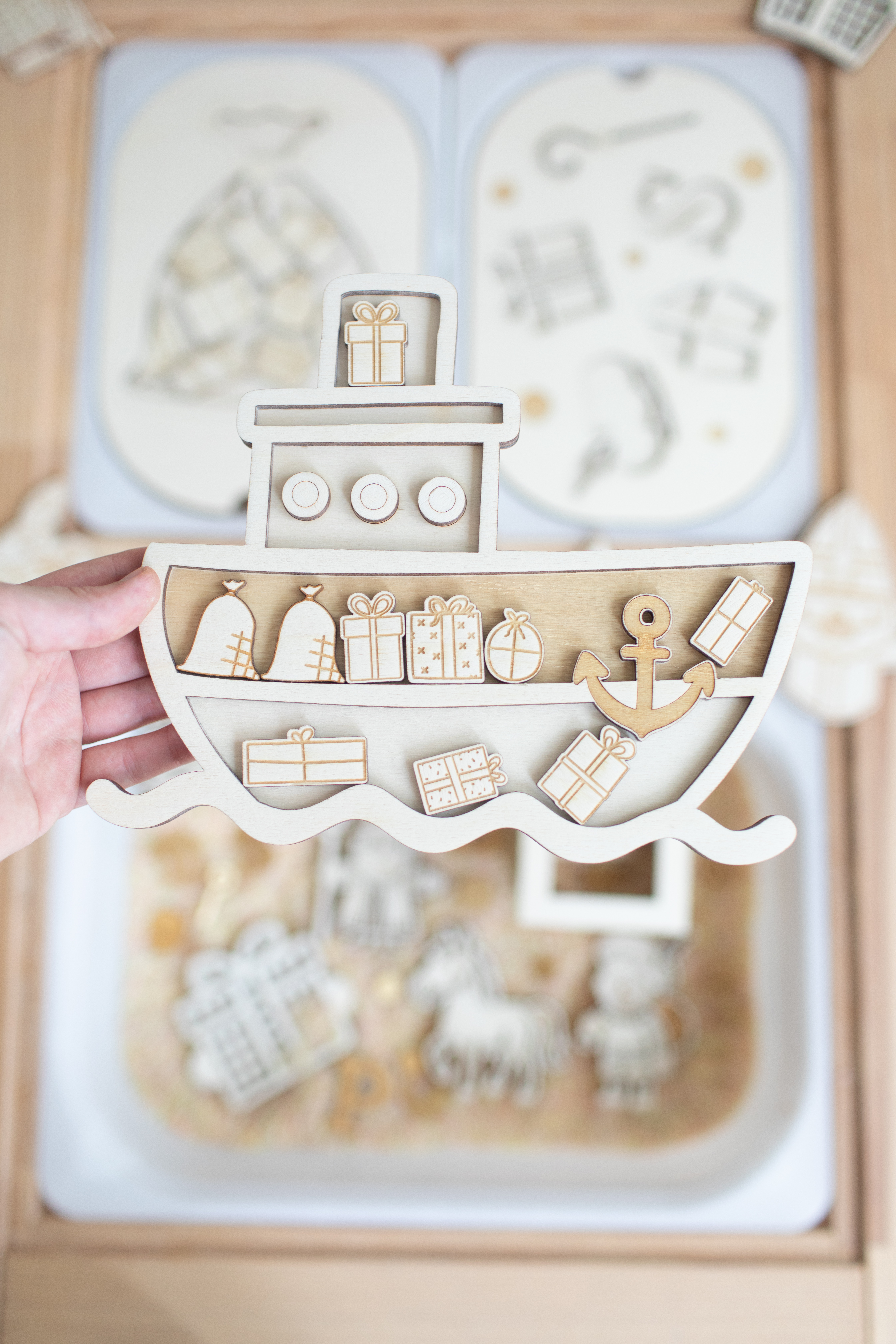 Houten speeltray - De Pakjesboot