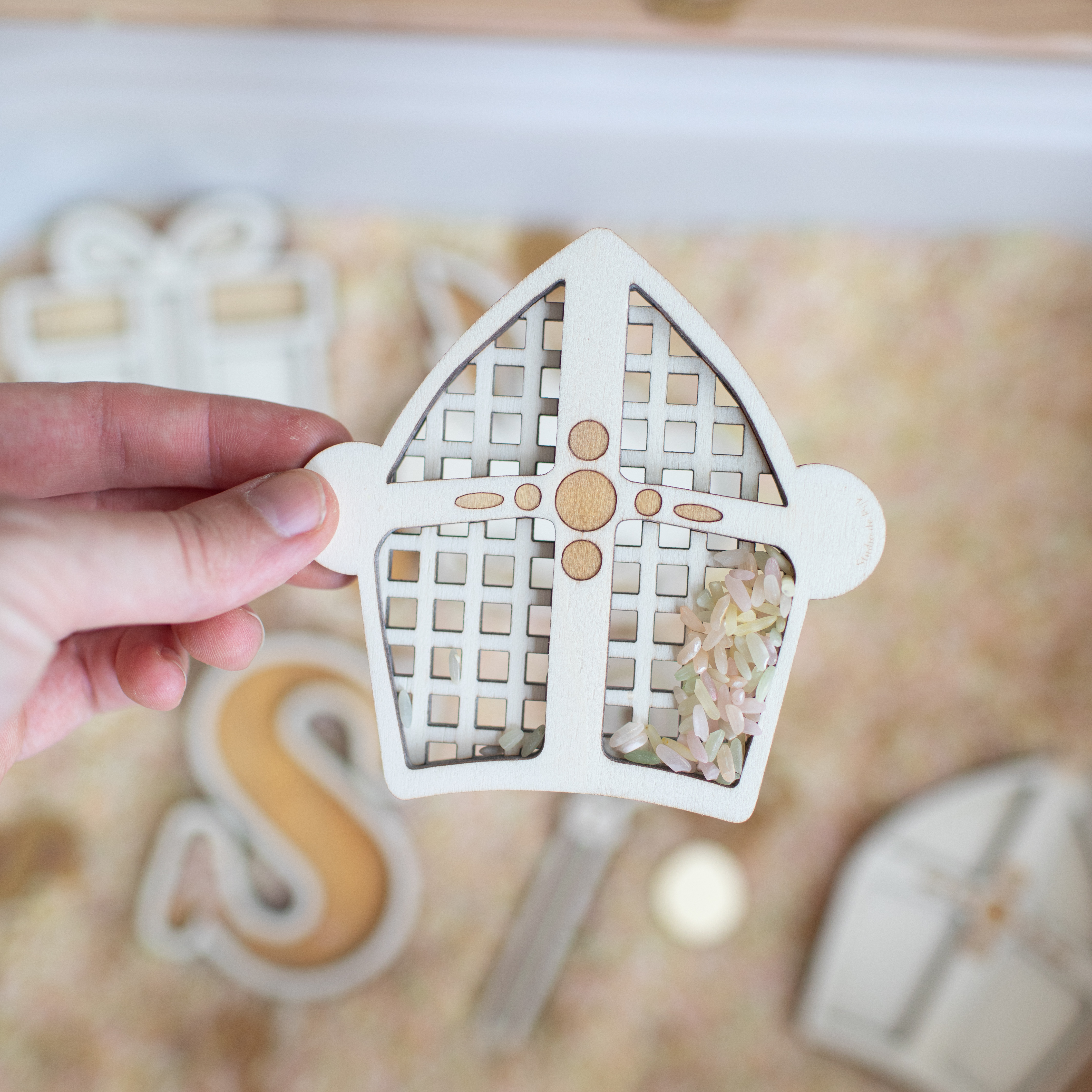 Houten zeefje - Mijter