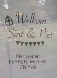 Raamsticker Sint&Piet (hier wonen)