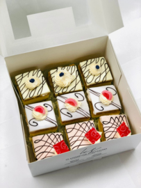 Petit Fours 9 stuks