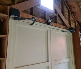 Quiko Scarabeo QK SCA KITY 230V tot 2,5m Set van 2 Knikarm motoren.  Art.0731  (QU)