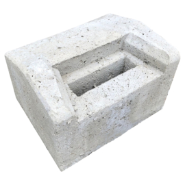 Beton aanslagblok,   Poortstop, laag 300x250x200 mm Art. nr. BETONAANSLGB  (TH)