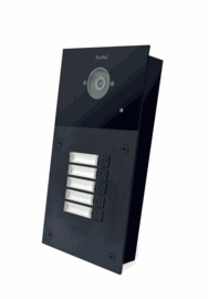 Fasttel FT600VC-5 is een videofoon met 2 sip accounts, zwart geanodiseerd en beschikt over 5 drukknoppen en kleuren camera. De meegeleverde behuizing laat toe het toestel zowel op-als inbouw te plaatsen. 216x116mm. (HO)