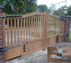 2x Quiko Beugels voor houten poorten. (op de poort-vleugel zelf).  Art 0403  (QU)