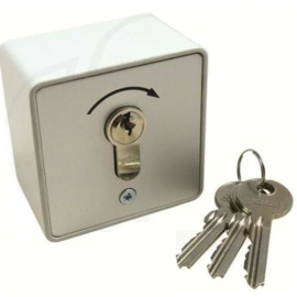 GEBA Sleutelschakelaar aluminium / RVS behuizing. met cilinder en sleutels.  (HO)