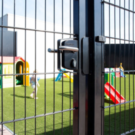 Locinox Industrieel poortslot opbouw - profiel 30-50 mm - krukken 3006M en cilinder - RAL6005 Art. nr. LAKQ3030U2L6005  (TH)