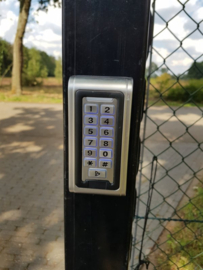 5x Codeclavier Kijzer S212 Small RVS Vandaalbestendig met 10 Jettons RFID en weerbestendig.IP 67, dus werkt zelfs onder water. Art. 0212, 10x Art. 0200 €91,95  (QU)