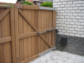 Ditec TS 35, opbouwset met stuurkast, beugels, 2 zenders en IR sensoren.  (HO)