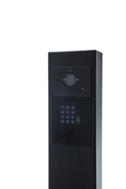 Fasttel FT600AZL Aanmeldzuil voor FT600 of FT600K videofoon buitenpost. Afgewerkt in zwart structuur mat RAL9005 met afmeting 1700x140x80mm (HO)