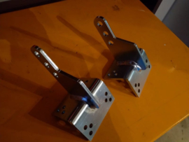 Bevestiging beugels voor ronde palen, 60mm, tot 120mm Art. nr 0304