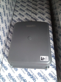 Quiko Universele print voor ALLE 230V POORTOPENERS zowel vleugel als schuifpoorten, QK-CE2204 UNI. incl. behuizing en 2 zenders. Opvolger van 220battr. Art. 4102  (QU)