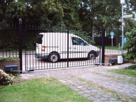 Ditec Arc 1BH , kit knikarm motoren. 2x24V, tot 5 meter vleugellengte. Voor intensief gebruik. Kit draaihekaandrijving knikarm opbouw tot 5m vleugel basis  (HO)