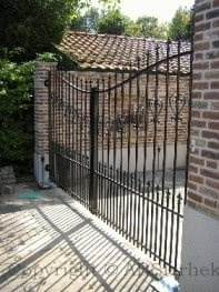 Quiko Sub Professional, ondergrondse poortopener set voor 2 vleugels tot 3 meter en tot 350kg .  Art.0700  (QU)