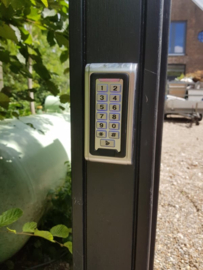 5x Codeclavier Kijzer S212 Small RVS Vandaalbestendig met 10 Jettons RFID en weerbestendig.IP 67, dus werkt zelfs onder water. Art. 0212, 10x Art. 0200 €91,95  (QU)