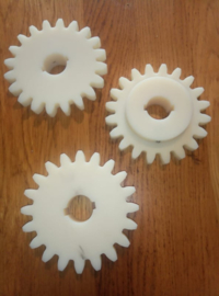 HERAS en B&G 6HERTW met 20 tanden vervanging voor kunststof tandwiel. Module 6.  (HO)