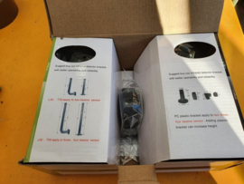 K Y-LPS 100 meter ir sensoren. 180 graden draaibaar, met NO en NC contact dus ook voor alle alarminstallaties te gebruiken.Art. 4180  (QU)