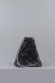 Amethist cut base