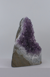 Amethist cut base