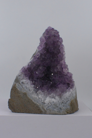 Amethist cut base