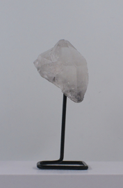 Bergkristal op standaard