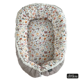 Babynestje floral white | wafel licht taupe