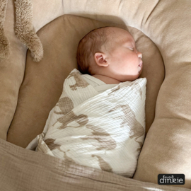 Swaddle Elephants light taupe