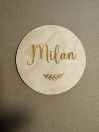 Houten rondje naam Milan