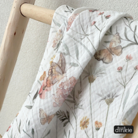 Swaddle Flowers and Butterflies