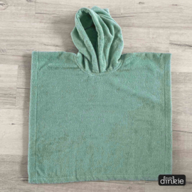 Poncho  |  stone green naam 14 cm