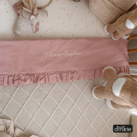 Laken met ruffles voor wieg met naam