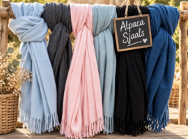 Alpaca Sjaal 🧣 LICHT BLAUW