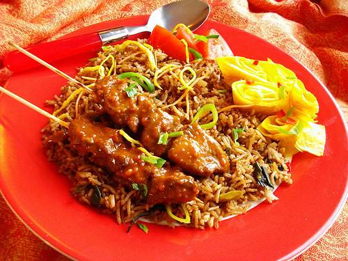 nasi schotel met sate