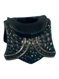 kraag zwart met pinnen