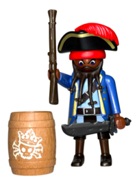 my happy Serie 8 man 1 piraat