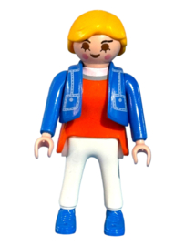 320