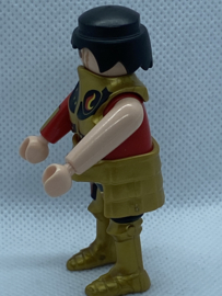 9016