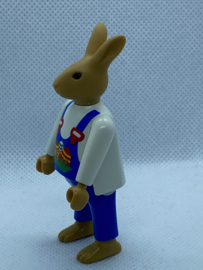 9040