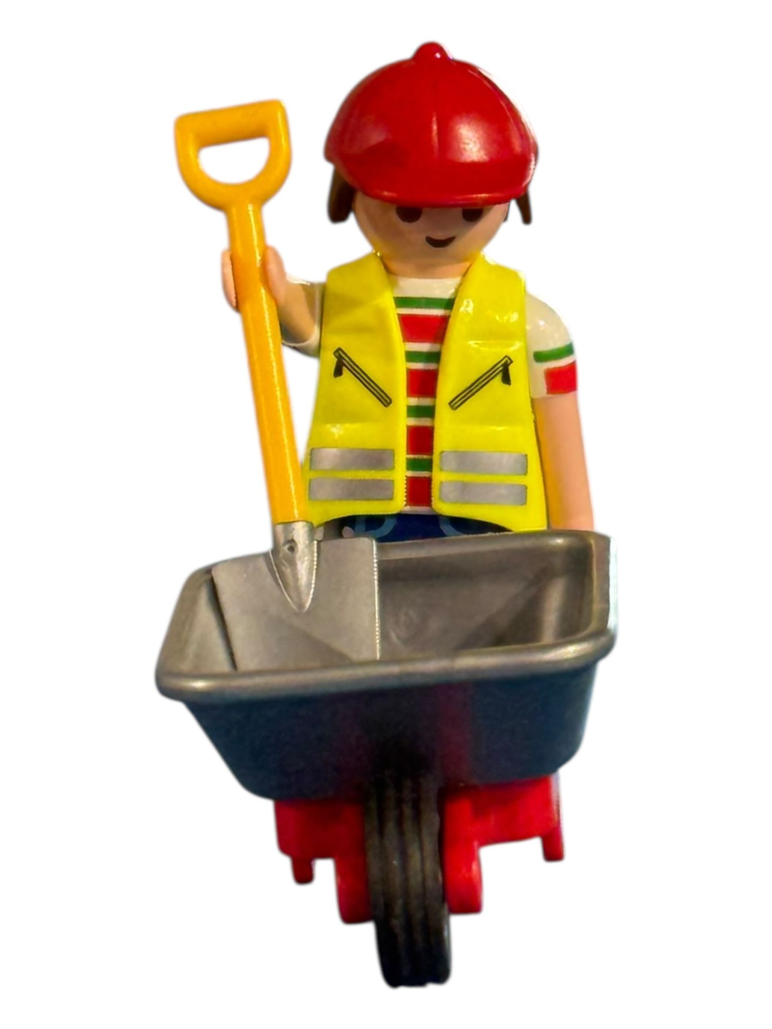 Man met schep en kruiwagen 2