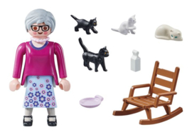Oma met katten  - 71172
